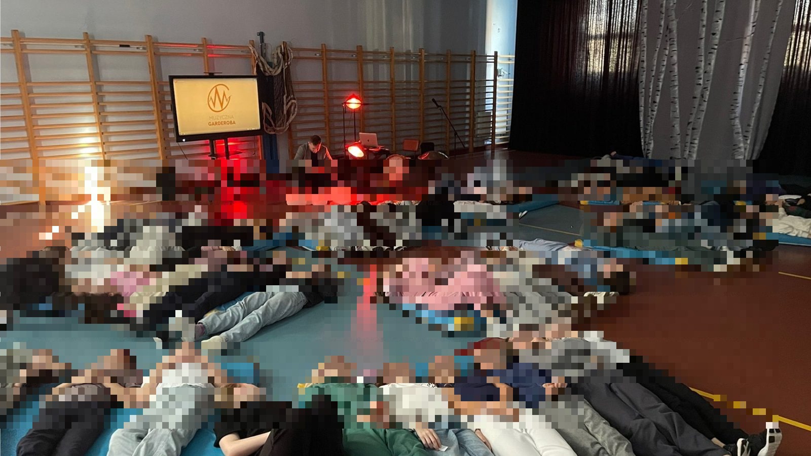 Koncert relaksacyjny w szkole